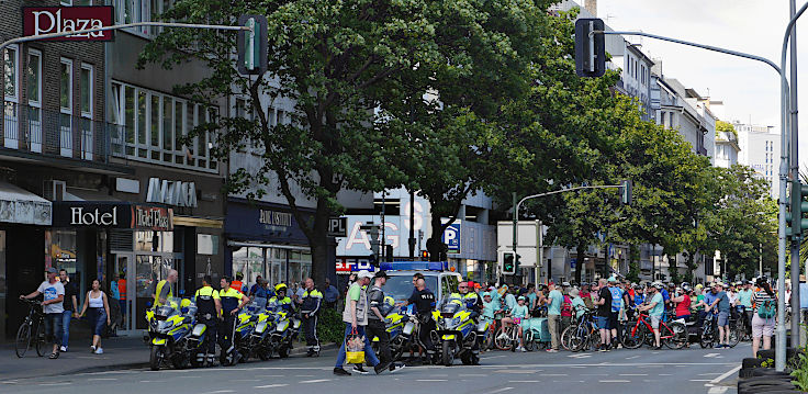 © www.mutbuergerdokus.de: 7. 'ADFC Fahrrad*Sternfahrt NRW'