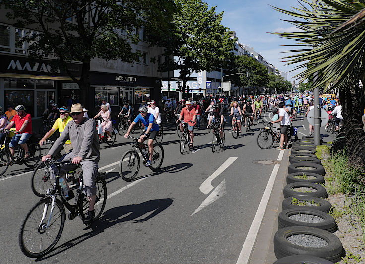 © www.mutbuergerdokus.de: 7. 'ADFC Fahrrad*Sternfahrt NRW'