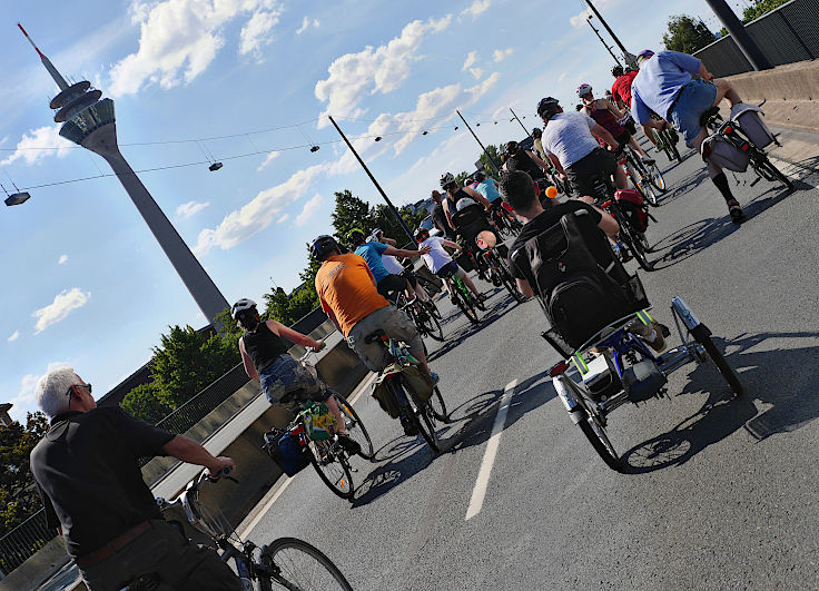 © www.mutbuergerdokus.de: 7. 'ADFC Fahrrad*Sternfahrt NRW'