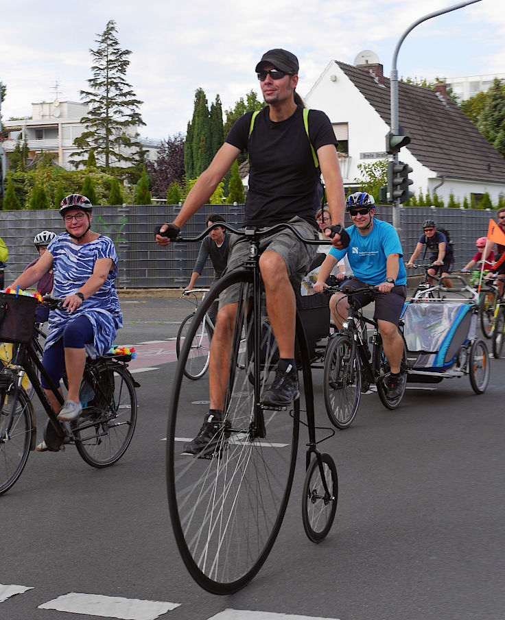 © www.mutbuergerdokus.de: 6. 'Mönchengladbacher Fahrradsternfahrt'