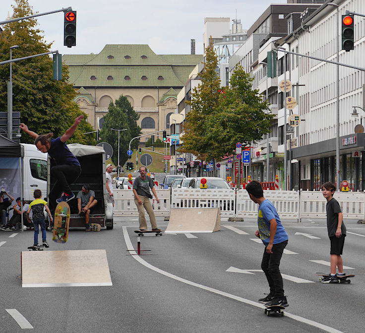 © www.mutbuergerdokus.de: 6. 'Mönchengladbacher Fahrradsternfahrt'