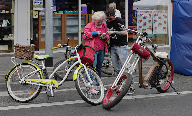 © www.mutbuergerdokus.de: 6. 'Mönchengladbacher Fahrradsternfahrt'