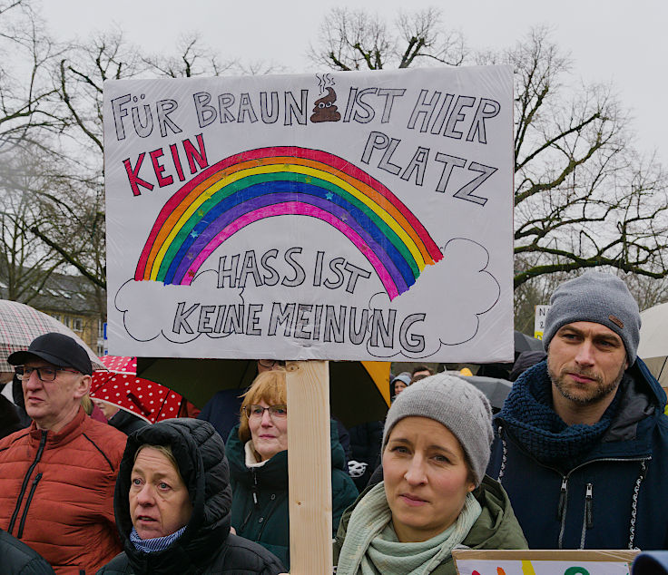 © www.mutbuergerdokus.de: Meerbusch gegen Rechts: Kundgebung 'Für Demokratie und Zusammenhalt'