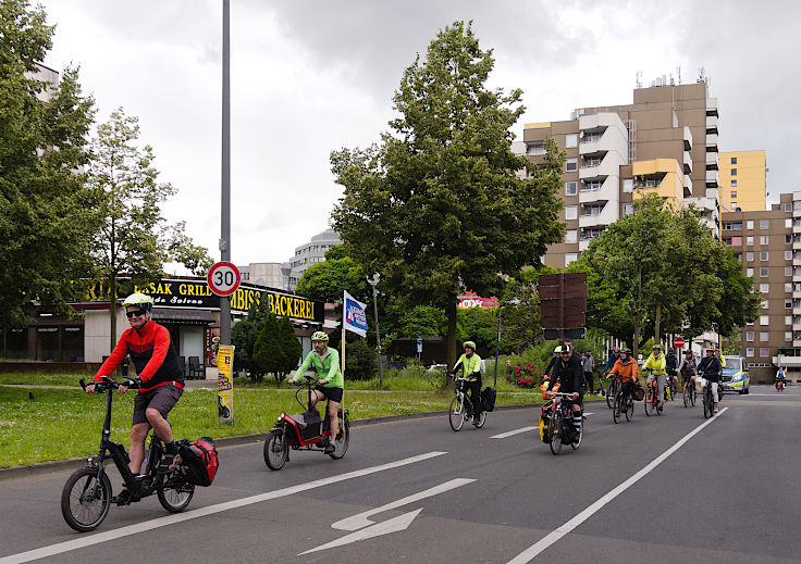 © www.mutbuergerdokus.de: 17. Sternfahrt Köln