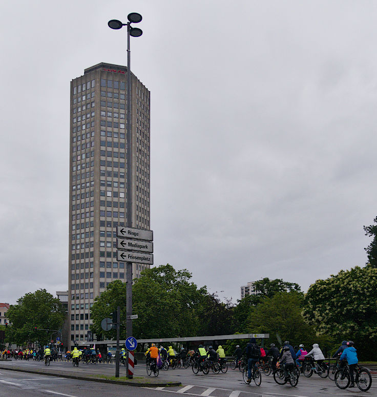 © www.mutbuergerdokus.de: 17. Sternfahrt Köln