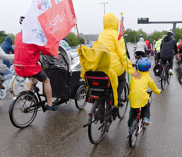 © www.mutbuergerdokus.de: 17. Sternfahrt Köln