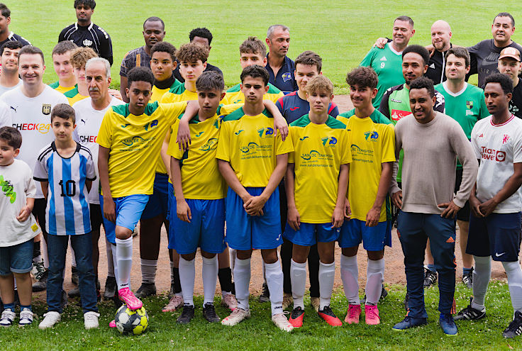 © www.mutbuergerdokus.de: Fußball Freunde Büderich '22 e.V.: 'Fußballfest der Vielfalt'