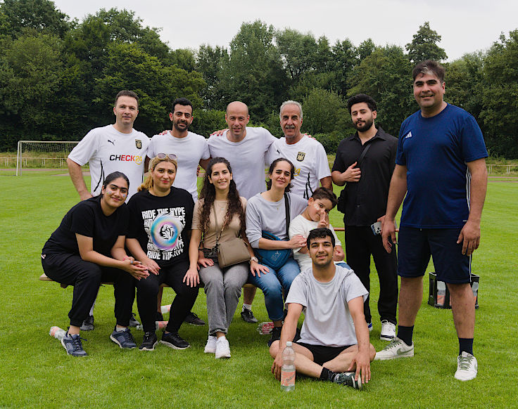 © www.mutbuergerdokus.de: Fußball Freunde Büderich '22 e.V.: 'Fußballfest der Vielfalt'