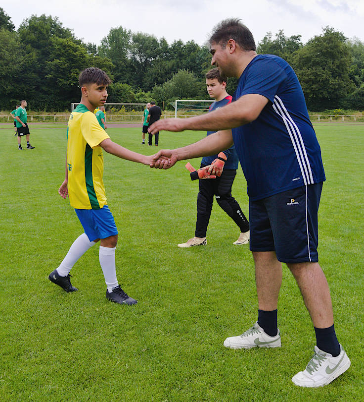 © www.mutbuergerdokus.de: Fußball Freunde Büderich '22 e.V.: 'Fußballfest der Vielfalt'