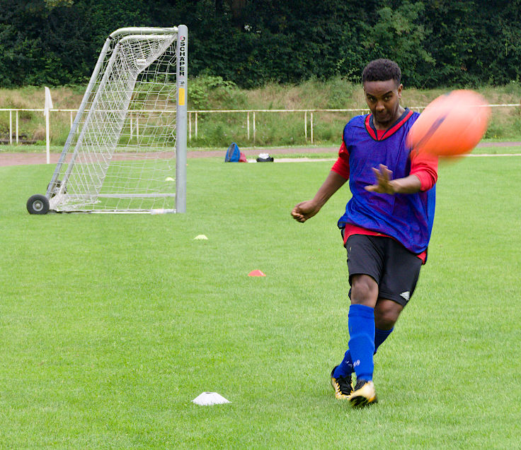 © www.mutbuergerdokus.de: Fußball Freunde Büderich '22 e.V.: 'Fußballfest der Vielfalt'