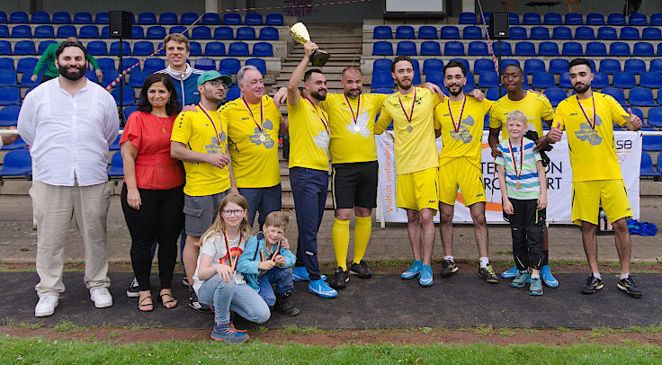 © www.mutbuergerdokus.de: Fußball Freunde Büderich '22 e.V.: 'Fußballfest der Vielfalt'