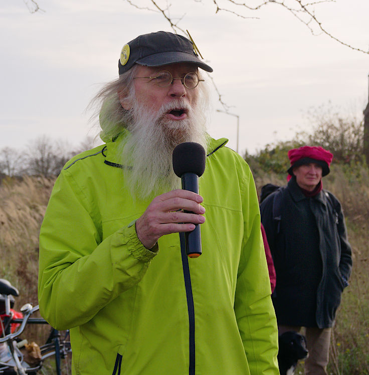 © www.mutbuergerdokus.de: ROTE LINIE am Hambacher Wald