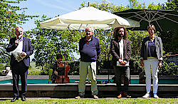 © www.mutbuergerdokus.de © www.mutbuergerdokus.de